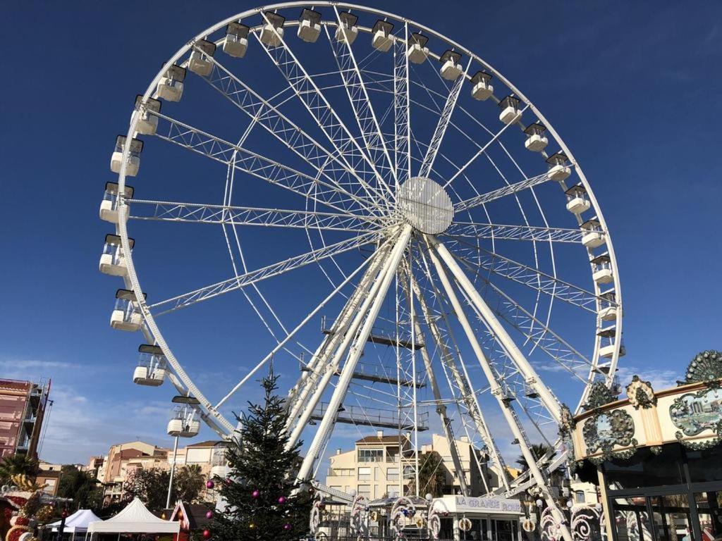 Studio Cabine Vue Port Avec Parking Prive, Piscine, Parc, Boulodrome アグド エクステリア 写真