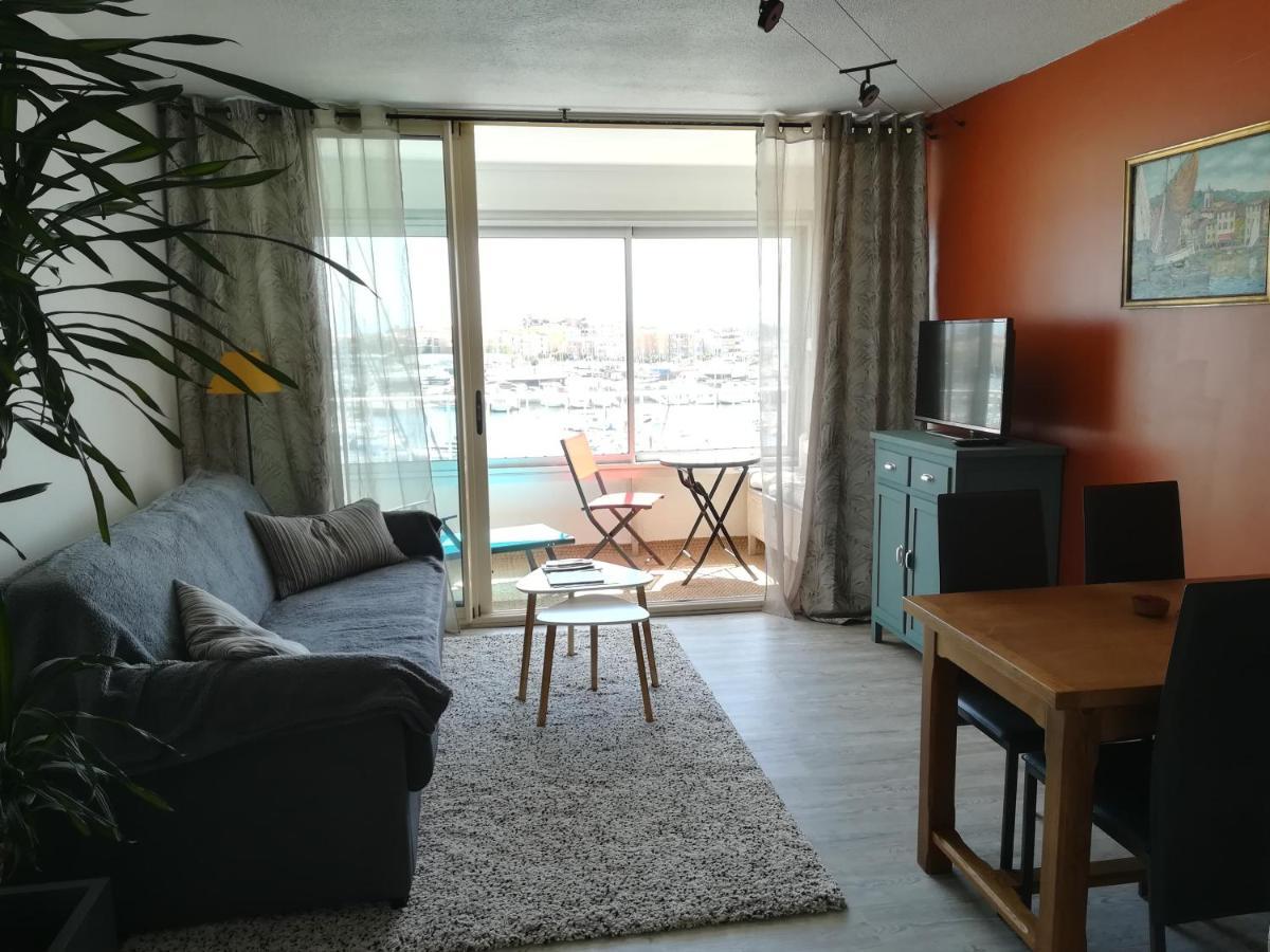Studio Cabine Vue Port Avec Parking Prive, Piscine, Parc, Boulodrome アグド エクステリア 写真