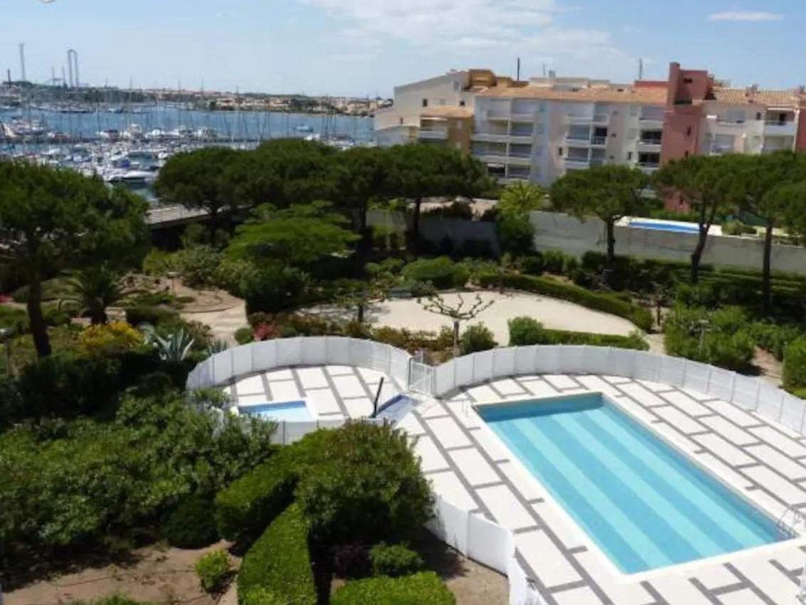 Studio Cabine Vue Port Avec Parking Prive, Piscine, Parc, Boulodrome アグド エクステリア 写真