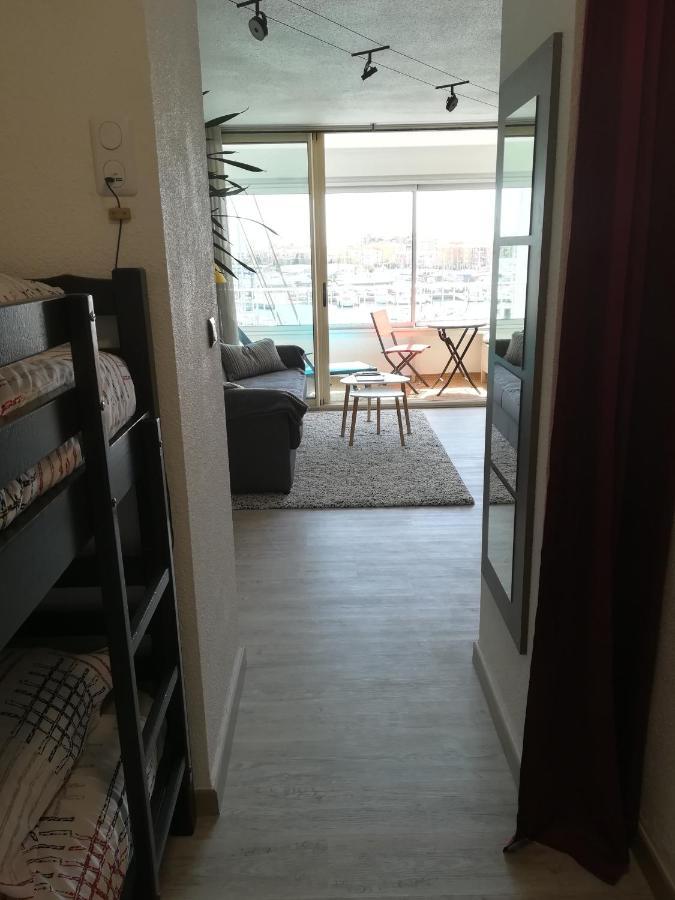 Studio Cabine Vue Port Avec Parking Prive, Piscine, Parc, Boulodrome アグド エクステリア 写真